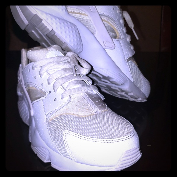 Nike Other - Nike Huaraches